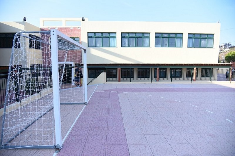 2ο Γυμνάσιο Νέας Μάκρης (Νέος Βουτζάς)