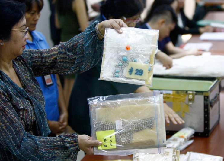 Η θρυλική συλλογή κοσμημάτων της Ιμέλντα Μάρκος, της καλλονής συζύγου ενός δικτάτορα [εικόνες] | iefimerida.gr 13