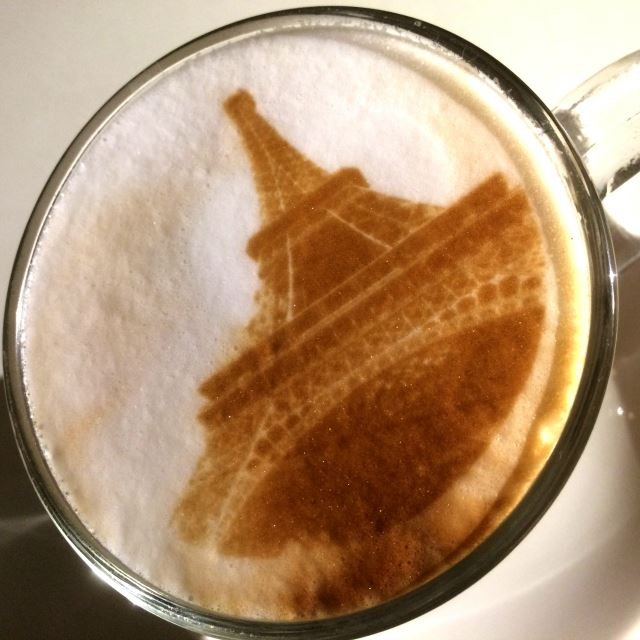 Selfies σε latte art -Μια μηχανή καφέ αλλάζει τα δεδομένα [εικόνες & βίντεο]  | iefimerida.gr 2