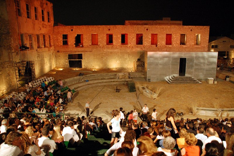 Αισχύλεια στην Ελευσίνα -Θέατρο και συναυλίες σε ερειπωμένους βιομηχανικούς χώρους [πρόγραμμα]  | iefimerida.gr 0