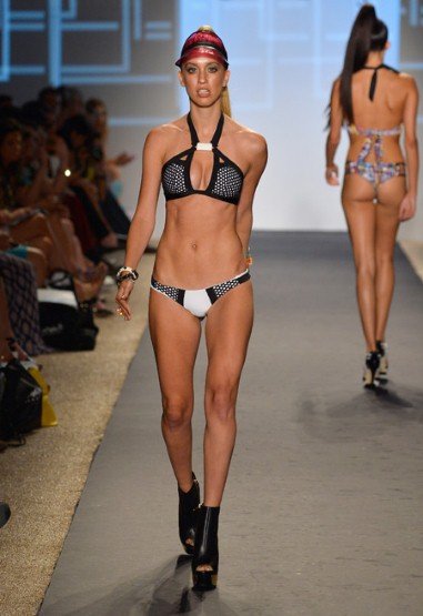 12 μαγιό που δεν πρέπει να φορεθούν για κανένα λόγο [εικόνες] | iefimerida.gr 2