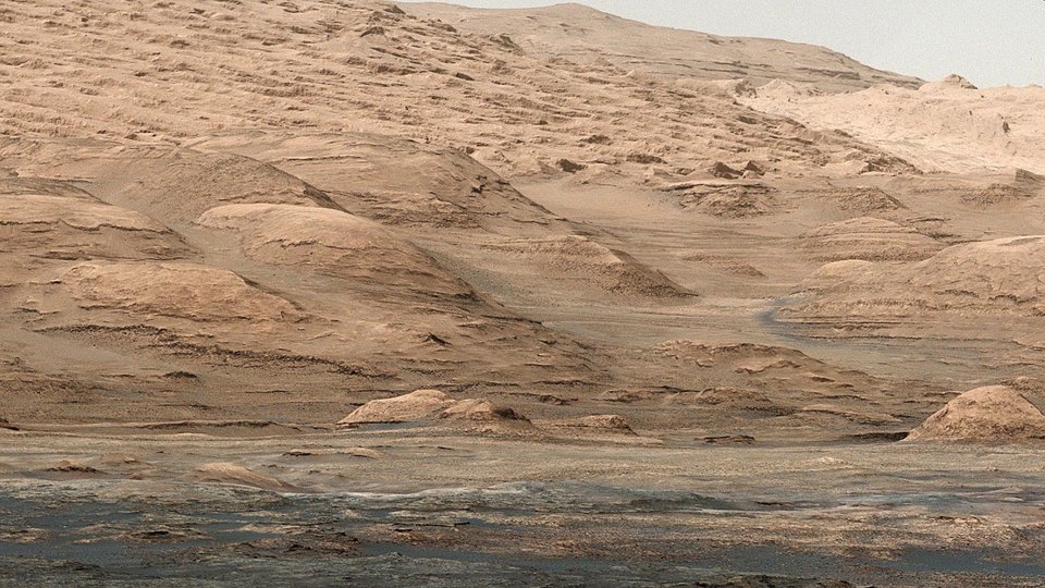 Το Curiosity συμπληρώνει 3 χρόνια στον Αρη και η NASA παρουσιάζει τις καλύτερες φωτογραφίες του κόκκινου πλανήτη [εικόνες] | iefimerida.gr 10