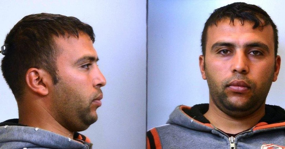 Αυτοί είναι οι δυο αλλοδαποί που έσπαγαν ΙΧ σε  Βάρη, Βούλα, Βουλιαγμένη, Βάρκιζα [εικόνες] | iefimerida.gr 1