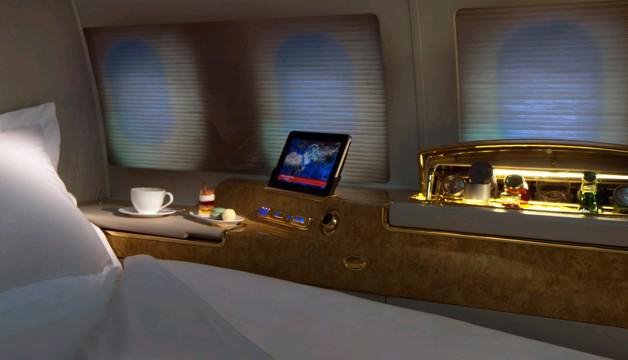 Η πολυτέλεια στους αιθέρες – Το χλιδάτο αεροσκάφος της Emirates για επίδοξους κροίσους [εικόνες] | iefimerida.gr 1