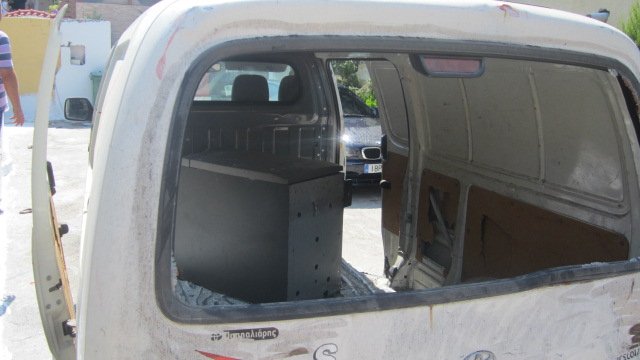 Μηχάνημα ανάληψης χρημάτων εντόπισε η ΕΛΑΣ σε επιχείρηση στο Ζεφύρι [εικόνες & βίντεο] | iefimerida.gr 1