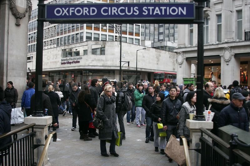 Κυκλοφοριακό χάος στο Λονδίνο, λόγω της απεργίας του υπόγειου σιδηρόδρομου [εικόνες] | iefimerida.gr 5