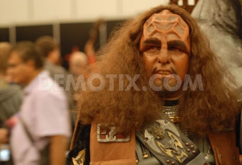 Εξωγήινοι κατέφτασαν στο Λονδίνο και συναντήθηκαν σε συνέδριο [εικόνες] | iefimerida.gr 0