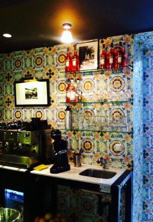 Σιτσιλιάνικο πάρτι με μύδια στο Μοntalbano το νέο στέκι στην οδό Κολοκοτρώνη | iefimerida.gr 0