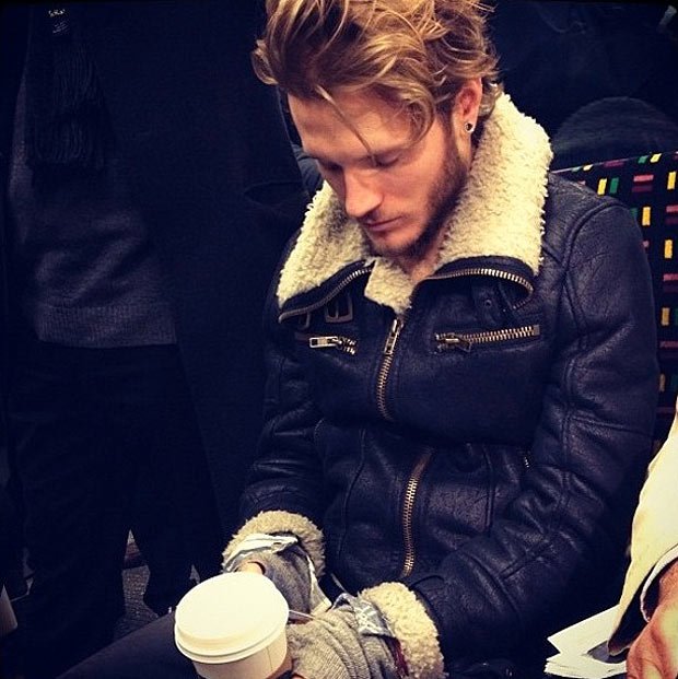 Τους πήρε ο ύπνος κι έγειραν – Οταν οι διάσημοι κοιμούνται μπροστά στις κάμερες [εικόνες] | iefimerida.gr 3