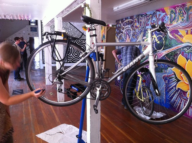 Πώς ένα εγκαταλειμμένο κτίριο μπορεί να γίνει έργο σύγχρονης τέχνης [εικόνες] | iefimerida.gr 12