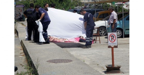 Τραγωδία στην Κρήτη: Επιχειρηματίας βγήκε στο δρόμο και αυτοκτόνησε -Τι έγραφε στο σημείωμα που άφησε [εικόνες] | iefimerida.gr 1