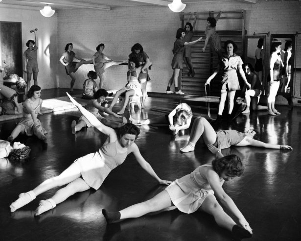 Γυναίκες στο στρατό -Οι πρώτες που εκπαιδεύθηκαν σαν άνδρες, το 1942 [εικόνες] | iefimerida.gr 4