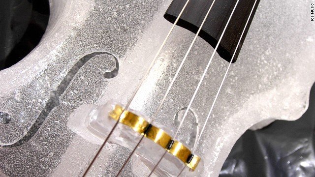 Μετατρέποντας τον πάγο σε μουσική: Η απίστευτη «παγωμένη ορχήστρα» της Σουηδίας [εικόνες + βίντεο] | iefimerida.gr 8