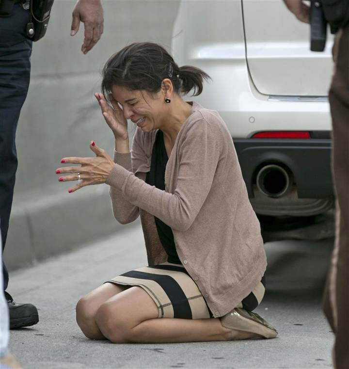 Το «φιλί της ζωής» στη μέση ενός αυτοκινητόδρομου έσωσε ένα βρέφος 5 μηνών [εικόνες] | iefimerida.gr 3