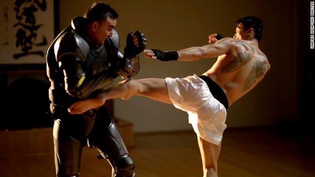 Lorica: Η νέα υπερ-πανοπλία Αυστραλών ερευνητών που κάνει το χρήστη σούπερ-ήρωα [εικόνες] | iefimerida.gr 2