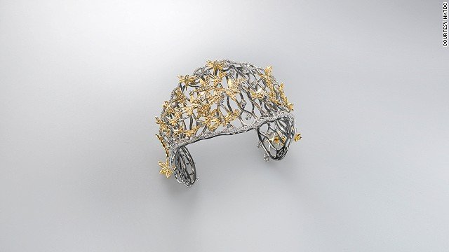 Λάμπει το Χονγκ Κονγκ: Η μεγαλύτερη έκθεση κοσμημάτων της Ασίας είναι γεγονός [εικόνες] | iefimerida.gr 2