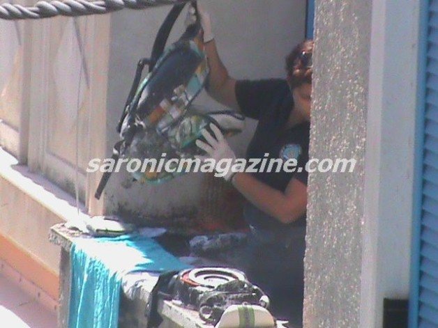 Τραγωδία στην Αίγινα: Τα προσωπικά αντικείμενα των ναυαγών [εικόνες] | iefimerida.gr 0