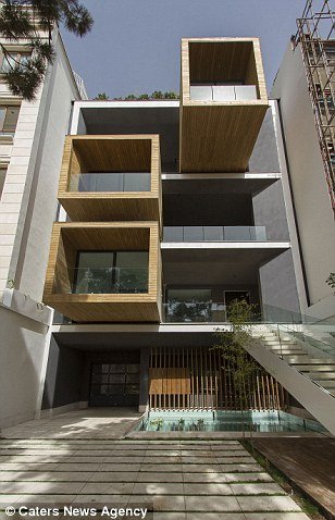 Απίστευτο: Αυτό το διαμέρισμα με το πάτημα ενός κουμπιού, αλλάζει θέση στα δωμάτια [εικόνες] | iefimerida.gr 6