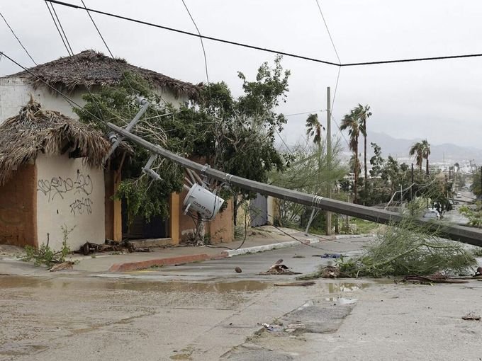 Τυφώνας ρήμαξε τουριστικά θέρετρα στο Μεξικό -Φυγαδεύτηκαν χιλιάδες τουρίστες [εικόνες] | iefimerida.gr 6