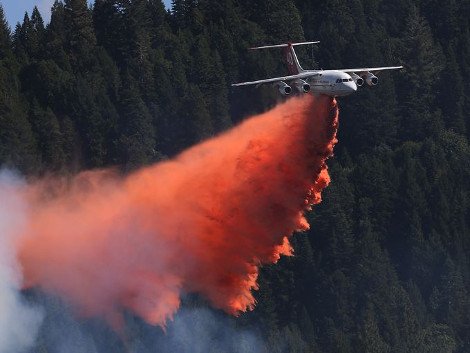 Πύρινη κόλαση στην Καλιφόρνια: Δάσος, σπίτια και αυτοκίνητα έγιναν στάχτη -1.000 άνθρωποι εγκατέλειψαν τις εστίες τους  [βίντεο & εικόνες] | iefimerida.gr 2