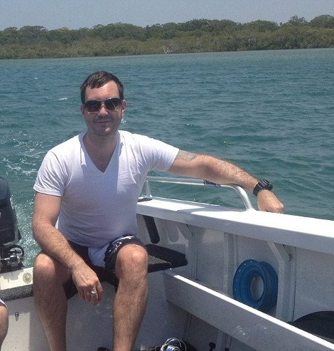 Τραγική ειρωνεία για τον τουρίστα που σκοτώθηκε στη Σαντορίνη: Παντρεύτηκε τη Δευτέρα, κατέληξε την Πέμπτη [εικόνες] | iefimerida.gr 1