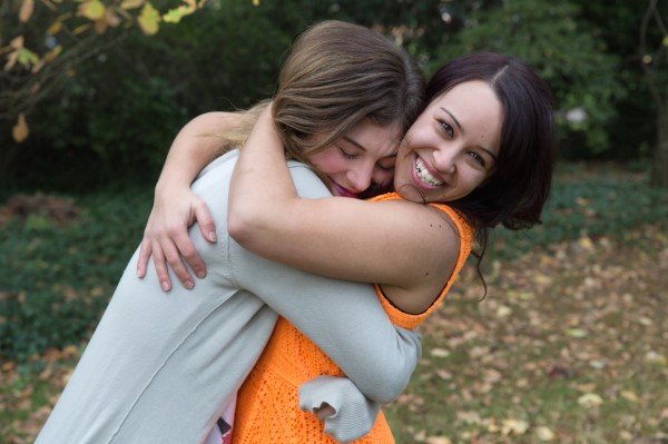 Αγκαλιές επί πληρωμή: Ενα πρωτότυπο στούντιο στο Πόρτλαντ [εικόνες] | iefimerida.gr 6