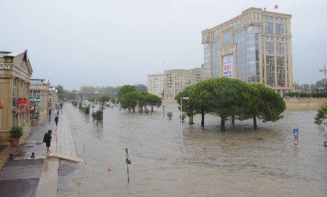 Κόκκινος συναγερμός από τις πλημμύρες στη νότια Γαλλία -4.000 άνθρωποι εγκατέλειψαν τις εστίες τους [εικόνες&βίντεο] | iefimerida.gr 0