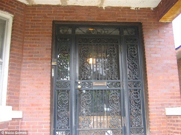 Μέσα στο σπίτι του Αλ Καπόνε στο Σικάγο -Εδώ έζησε ο θρυλικός αρχιμαφιόζος [εικόνες] | iefimerida.gr 5