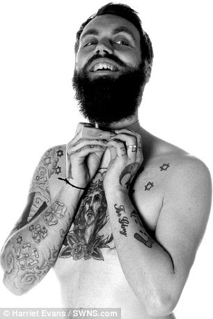 Ο παπα-χίπστερ: Γνωρίστε τον πιο μοδάτο κληρικό της Βρετανίας [εικόνες] | iefimerida.gr 8