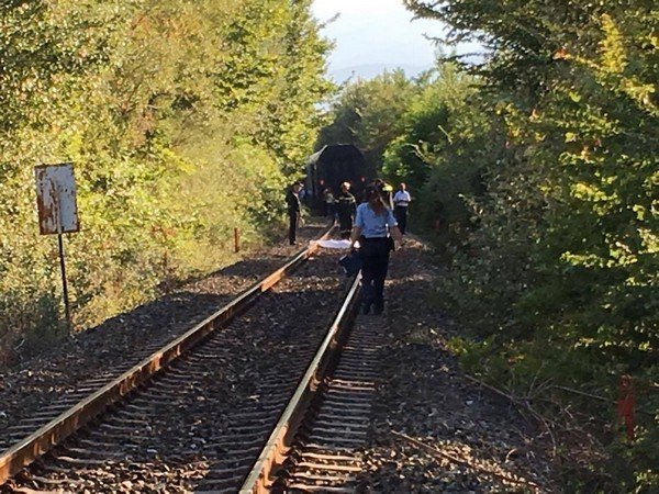 Απίστευτη τραγωδία στα Τρίκαλα: Αμαξοστοιχία διαμέλισε ποδηλάτη [εικόνες] | iefimerida.gr 1