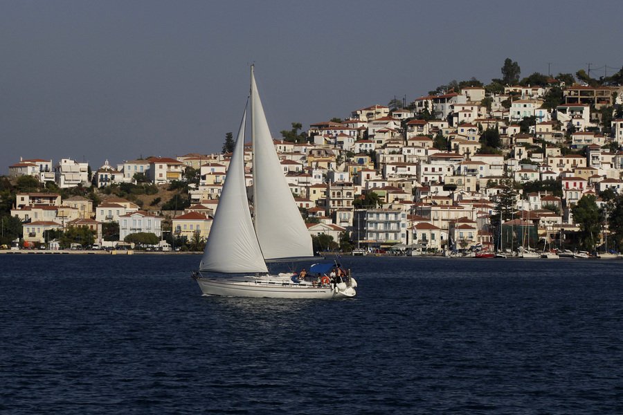 Υμνοι της Telegraph για τον Πόρο -Πηγαίνετε εκεί θα γίνετε καλύτεροι μάγειρες [εικόνες] | iefimerida.gr 1