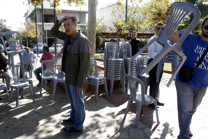 Ο Θεοδωράκης στη Φυλή: Ντροπή για την Ελλάδα να καταλήγουν εδώ ακόμη και τα σκουπίδια της Μυκόνου [εικόνες] | iefimerida.gr 1