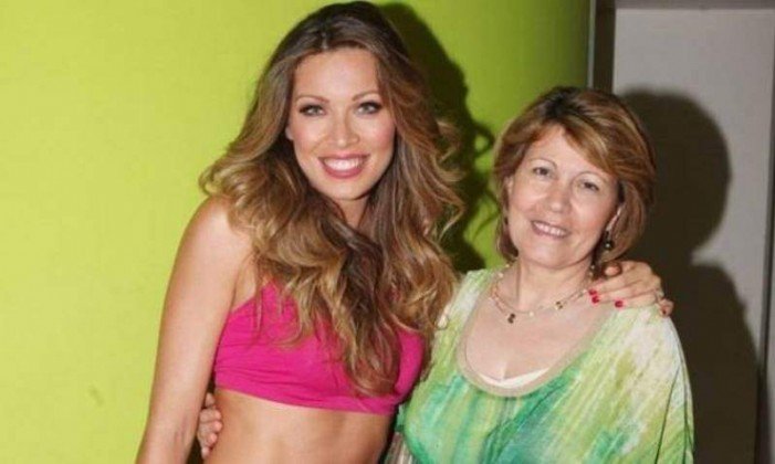 Οι μαμάδες των Ελληνίδων celebrities -Πάντα στο πλευρό τους [εικόνες] | iefimerida.gr 2