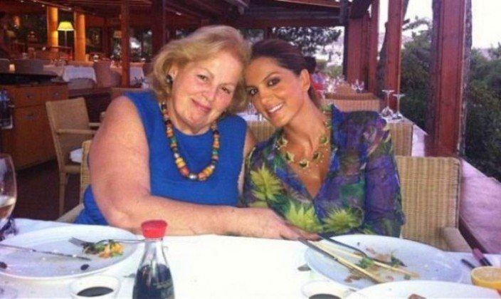 Οι μαμάδες των Ελληνίδων celebrities -Πάντα στο πλευρό τους [εικόνες] | iefimerida.gr 4