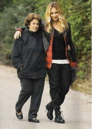 Οι μαμάδες των Ελληνίδων celebrities -Πάντα στο πλευρό τους [εικόνες] | iefimerida.gr 7