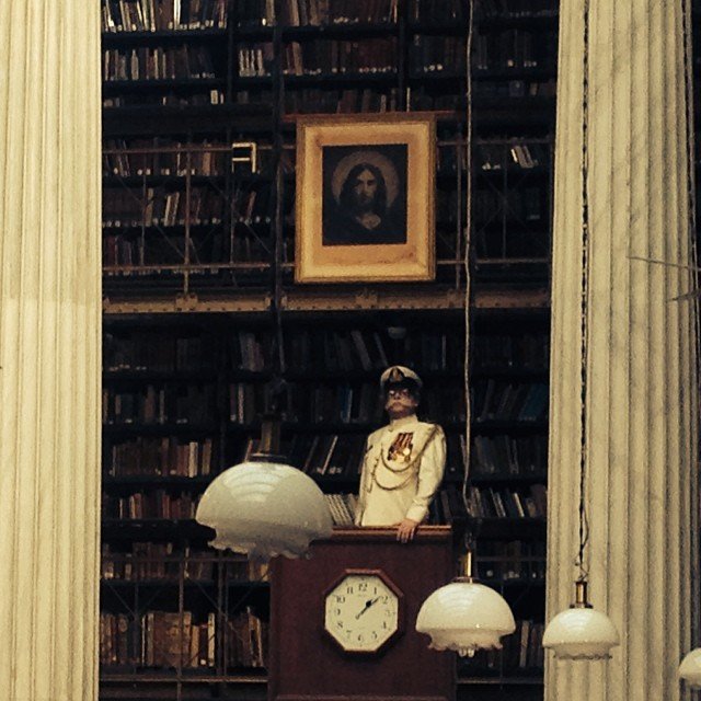 Eνα ουρλιαχτό συγκλόνισε την Εθνική Βιβλιοθήκη στην Πανεπιστημίου το πρωί της Τρίτης [εικόνες] | iefimerida.gr 0