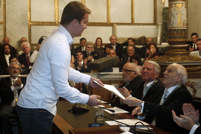 Η απονομή βραβείων και επαίνων της Ακαδημίας Αθηνών [εικόνες] | iefimerida.gr 2