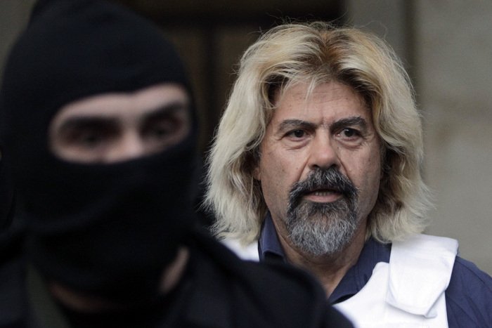 Στον εισαγγελέα ο Χριστόδουλος Ξηρός: «Δεν μιλάω στους νενέκους της Τρόικα» είπε στους δημοσιογράφους [εικόνες] | iefimerida.gr 2