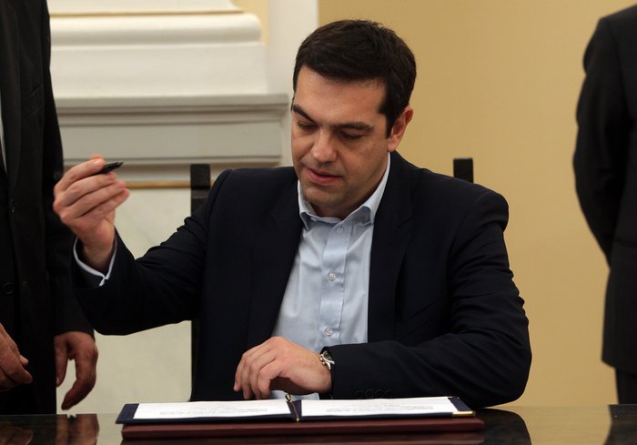 Ορκίστηκε πρωθυπουργός ο Αλέξης Τσίπρας  [βίντεο] | iefimerida.gr 0