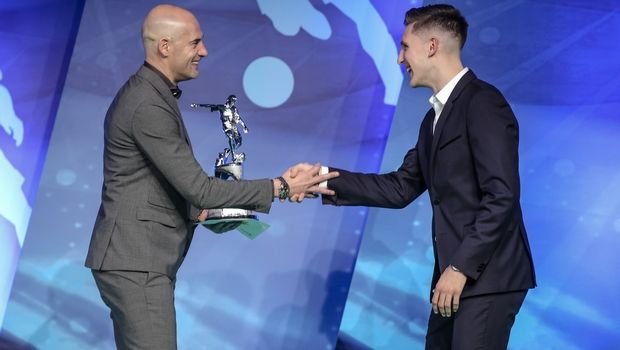 Βραβεία ΠΣΑΠ: Μάνταλος-Ιβιτς οι κορυφαίοι της χρονιάς 2016/17 [εικόνες] | iefimerida.gr 3