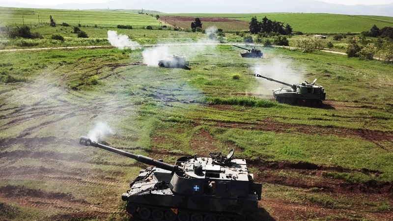 Δύναμη πυρός από τα ελληνικά τανκς - Η Σχολή Πυροβολικού του Στρατού [εικόνες] | iefimerida.gr 1