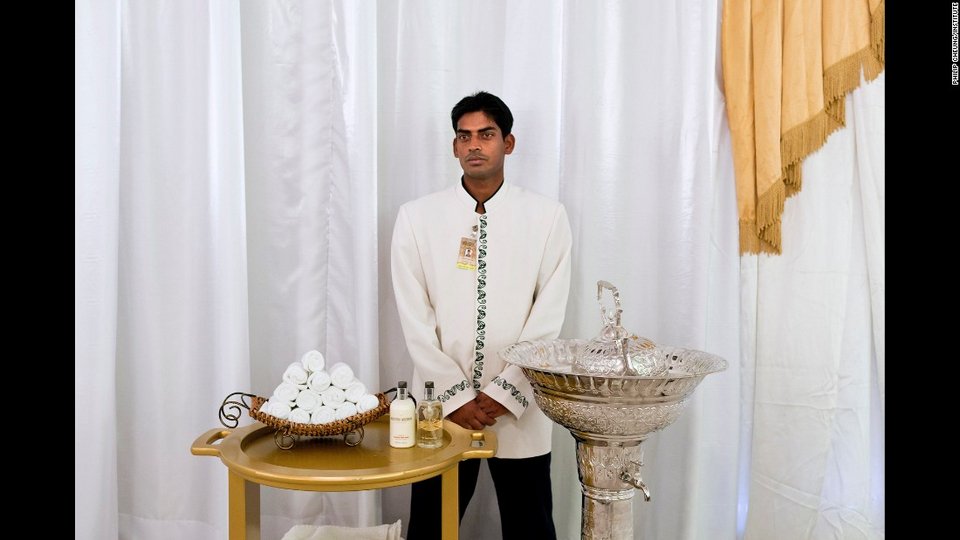 Σαρία και ουρανοξύστες: Φωτογραφίζοντας δύο παράλληλους κόσμους [εικόνες] | iefimerida.gr 1