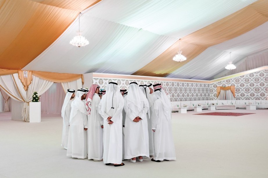 Σαρία και ουρανοξύστες: Φωτογραφίζοντας δύο παράλληλους κόσμους [εικόνες] | iefimerida.gr 4