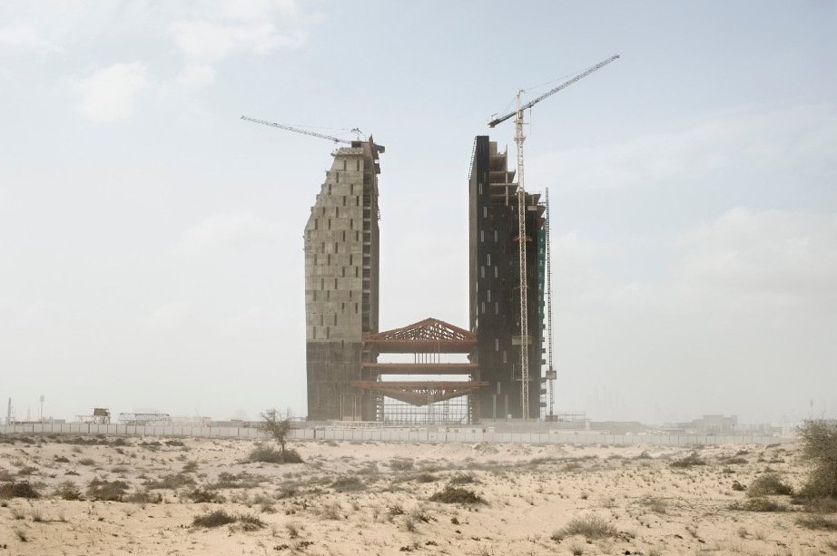 Σαρία και ουρανοξύστες: Φωτογραφίζοντας δύο παράλληλους κόσμους [εικόνες] | iefimerida.gr 5