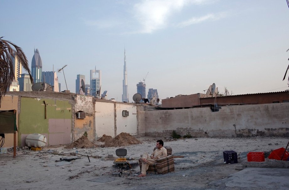 Σαρία και ουρανοξύστες: Φωτογραφίζοντας δύο παράλληλους κόσμους [εικόνες] | iefimerida.gr 7