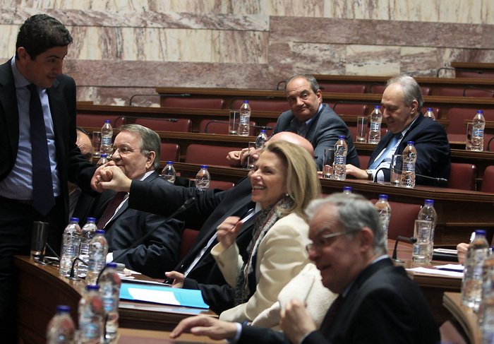 Στα χαρακώματα στην ΚΟ της ΝΔ: Τι λένε οι βουλευτές [εικόνες] | iefimerida.gr 7