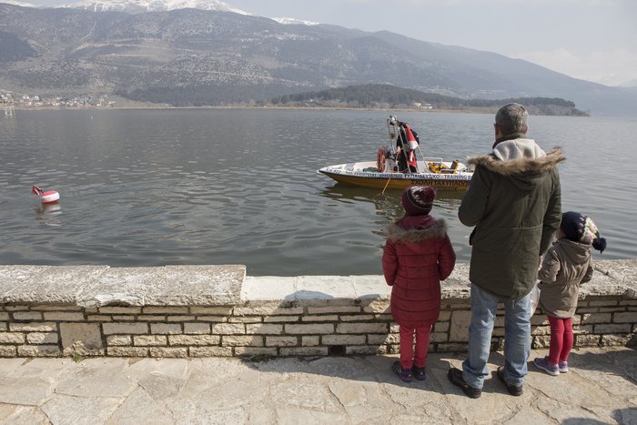 Ακαρπες οι έρευνες για τον Βαγγέλη Γιακουμάκη στη λίμνη των Ιωαννίνων | iefimerida.gr 0