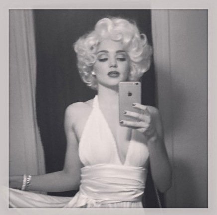 H Χάιντι Κλουμ έγινε Τζέσικα Ράμπιτ και η Κάιλι Τζένερ ντύθηκε Ζήνα - Οι μεταμφιέσεις των σταρ [εικόνες] | iefimerida.gr 11