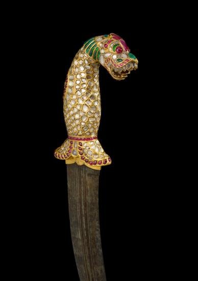 Εκλεψαν πολύτιμες πέτρες και ινδικά τιμαλφή του 16ου αιώνα από έκθεση στη Βενετία [εικόνες]  | iefimerida.gr 0