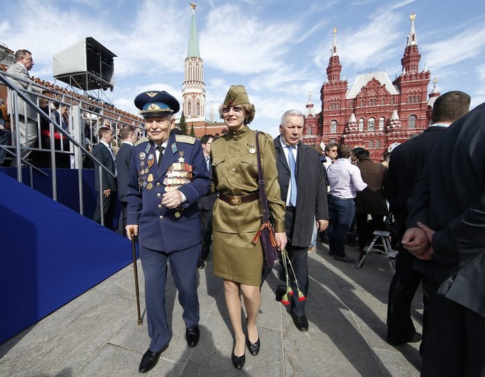 Η Ρωσία γιόρτασε τη νίκη επί της ναζιστικής Γερμανίας το 1945 με μεγαλειώδη παρέλαση [εικόνες] | iefimerida.gr 1